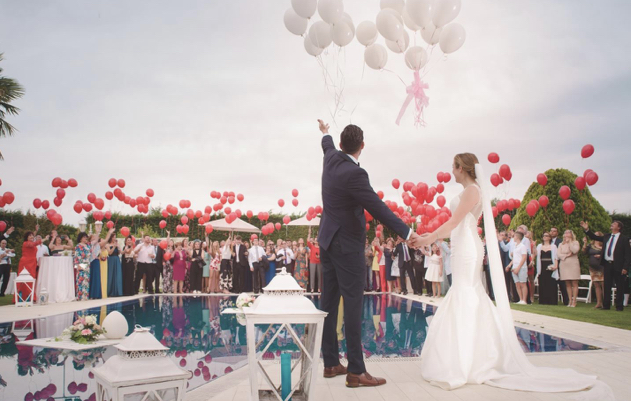 Capturing Unforgettable Memories - The Important Roles Of Photographers And Bandleaders In Your Philadelphia Area Wedding